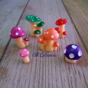 (NWOT) 6pc - Miniature Mushroom for Mini Fairy Garden or Decor